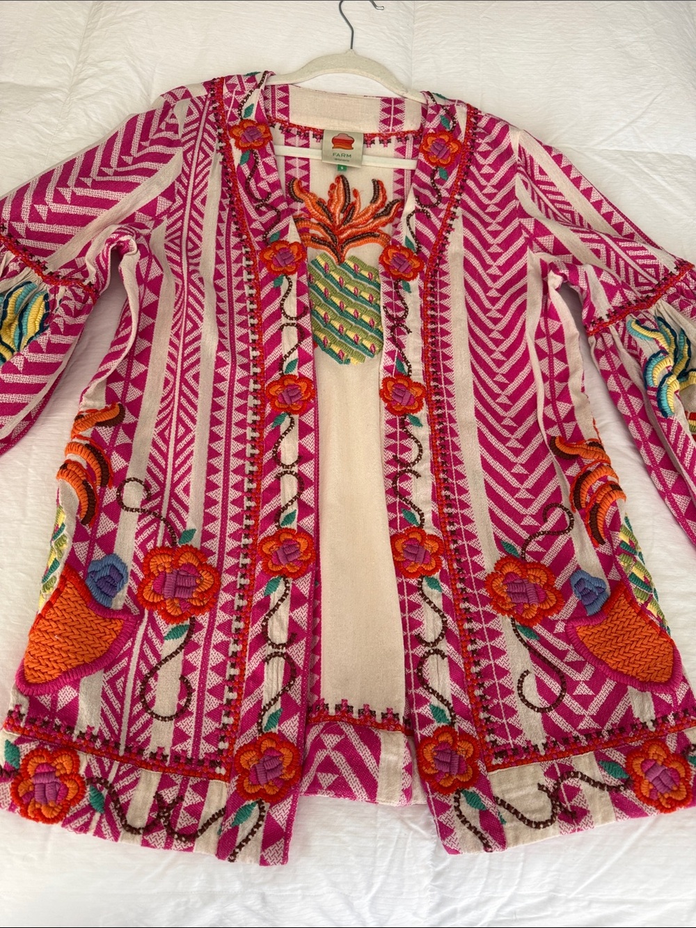 FARM Rio Jacquard Belted Pink Embroidered Pineapple Kimono Jacket Coverup - Picture 6 of 10